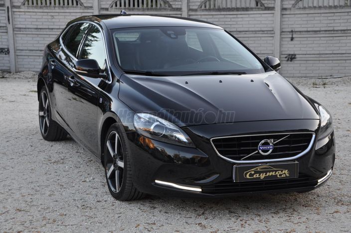VOLVO V40 2.0 D [D2] Ocean Race