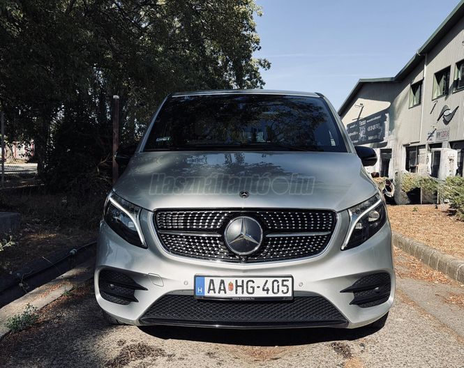 MERCEDES-BENZ V-OSZTÁLY V 300 Exclusive L (Automata) 4x4 (7 személyes )