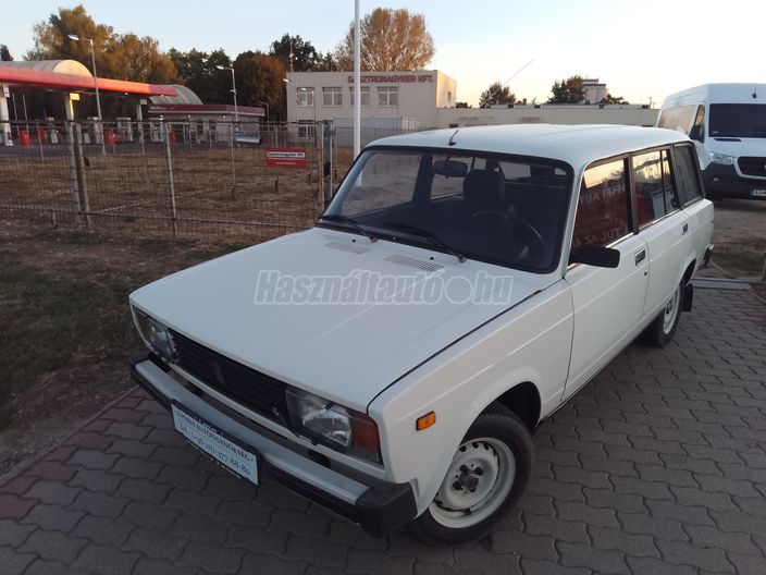 LADA 2104