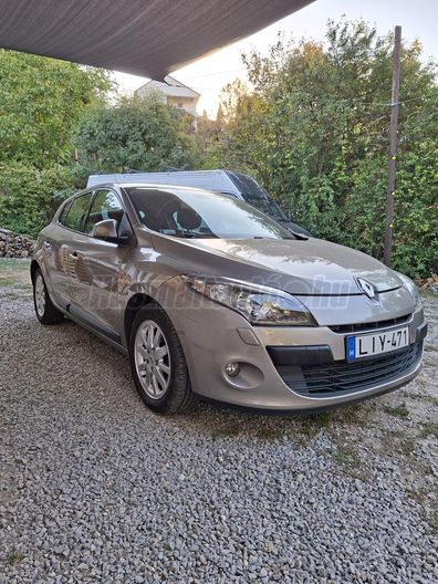 RENAULT MEGANE 1.9 dCi Privilege