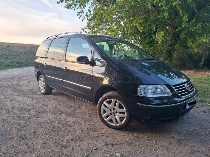 VOLKSWAGEN SHARAN 1.9 PD TDI 4Motion