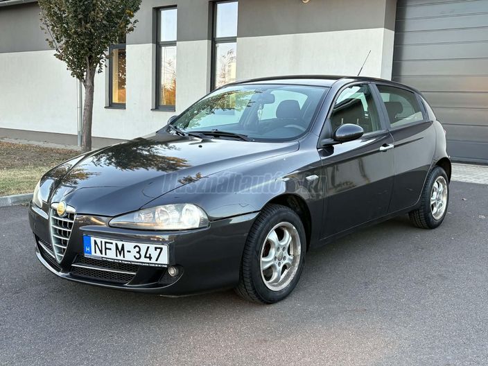 ALFA ROMEO 147 1.6 T. Spark Distinctive