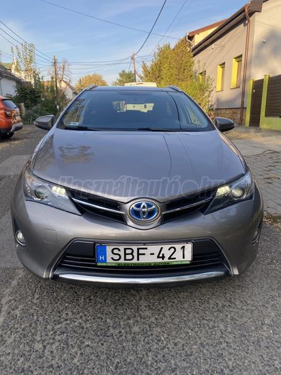 TOYOTA AURIS Touring Sports 1.8 HSD Active (Automata)