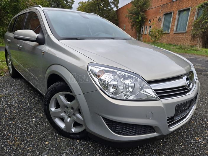 OPEL ASTRA H Caravan 1.7 CDTI Essentia