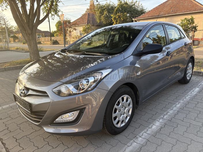 HYUNDAI I30 1.4 CRDi Business