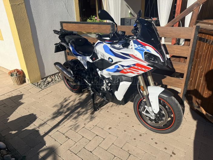 BMW S 1000 XR