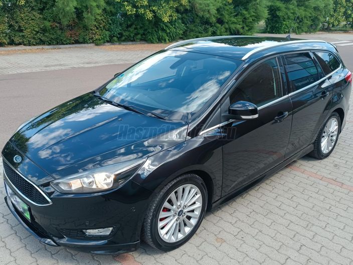 FORD FOCUS 1.5 TDCI ST-Line Black