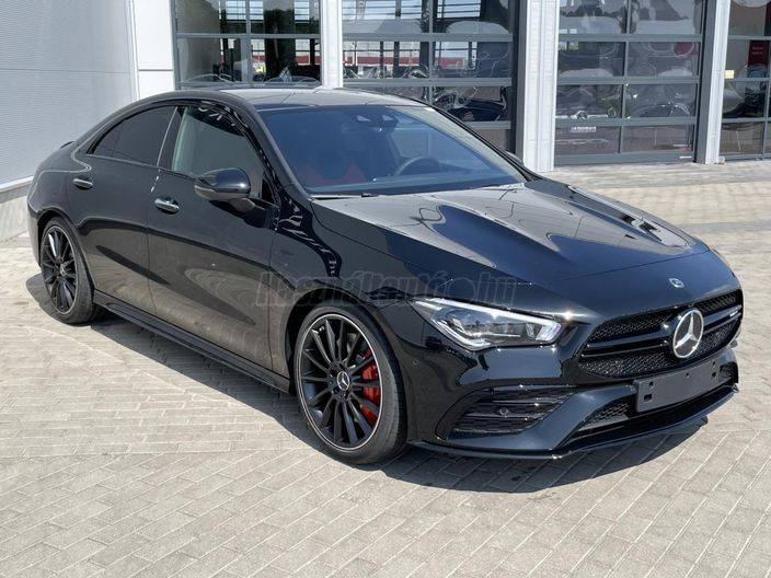 MERCEDES-BENZ CLA-OSZTÁLY