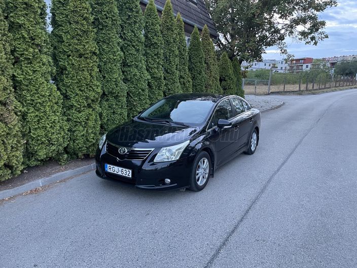 TOYOTA AVENSIS 1.6 Sol