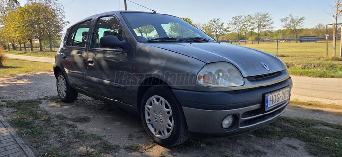 RENAULT CLIO 1.4 16V Tech Run