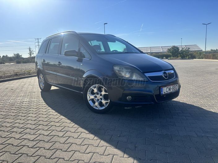 OPEL ZAFIRA B 1.9 DTI Cosmo