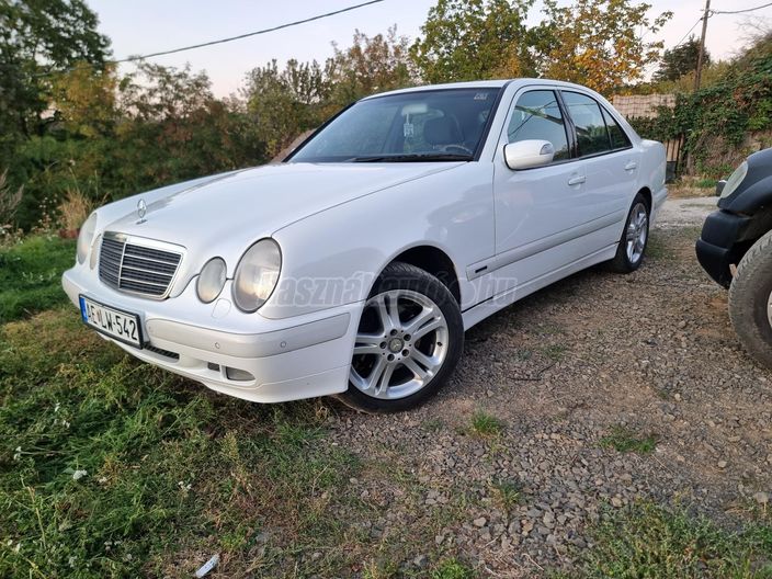 MERCEDES-BENZ E 320 4Matic Classic (Automata)