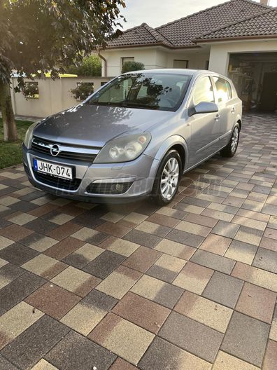OPEL ASTRA H 1.8 Elegance