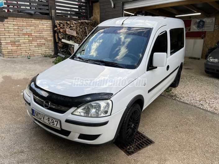 OPEL COMBO Tour 1.3 CDTI Enjoy