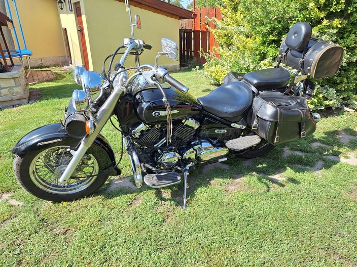 YAMAHA XVS 650 DRAG STAR CLASSIC
