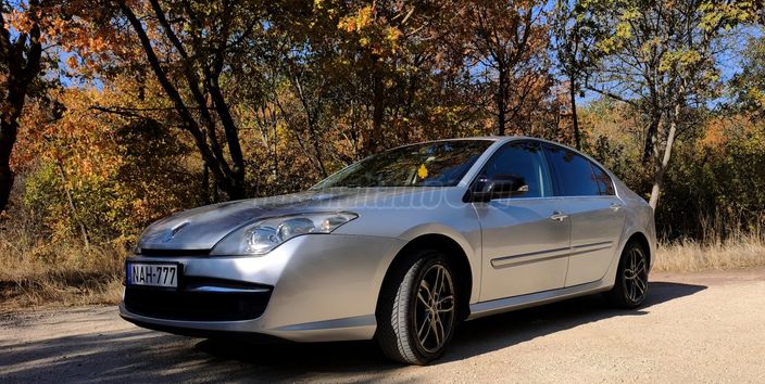 RENAULT LAGUNA 2.0 dCi Dynamique