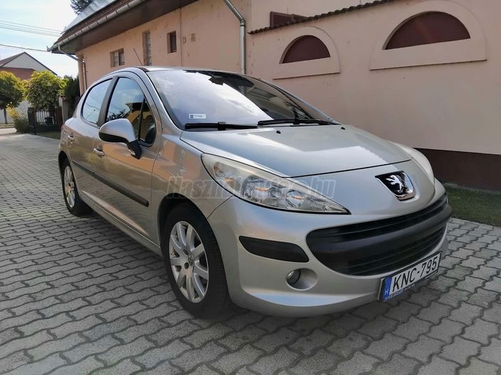 PEUGEOT 207 1.6 HDi Premium