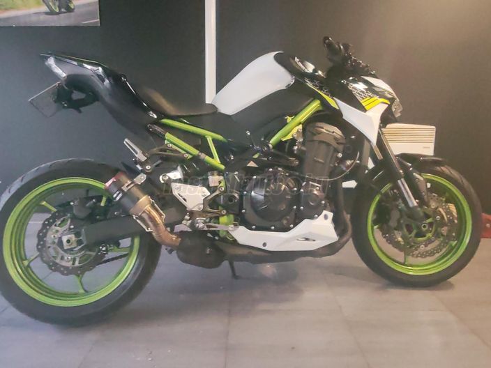 KAWASAKI Z 900