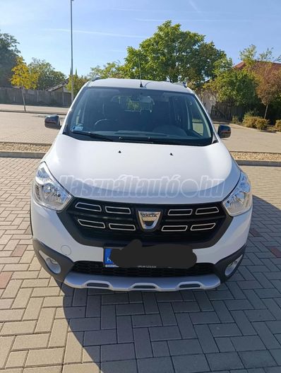 DACIA LODGY 1.3 TCe Techroad (7 személyes )