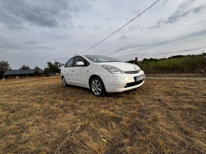 TOYOTA PRIUS 1.5 HSD (Automata)