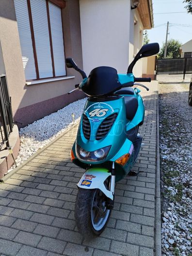 APRILIA SR 50