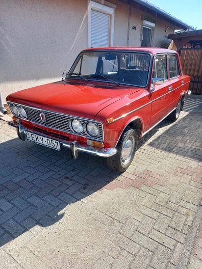 LADA 2103