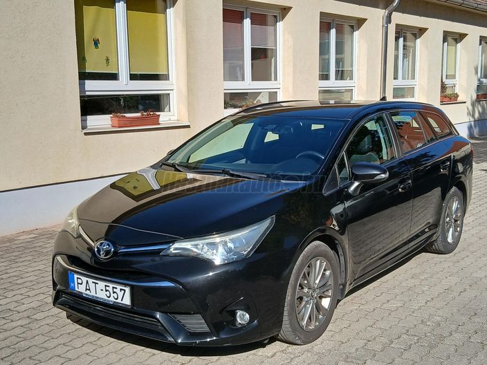 TOYOTA AVENSIS Touring Sports 2.0 D-4D Active Trend