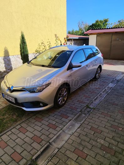 TOYOTA AURIS 1.8 HSD Selection (Automata)