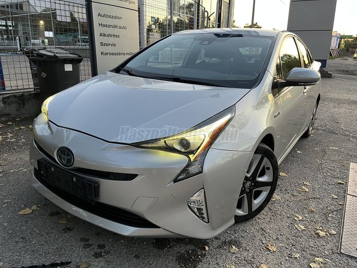 TOYOTA PRIUS 1.8 HSD Executive (Automata)