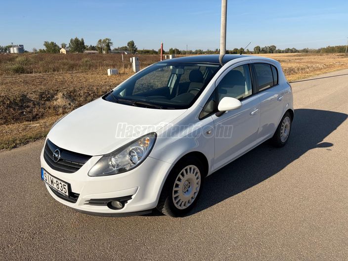 OPEL CORSA 1.4 Color Edition