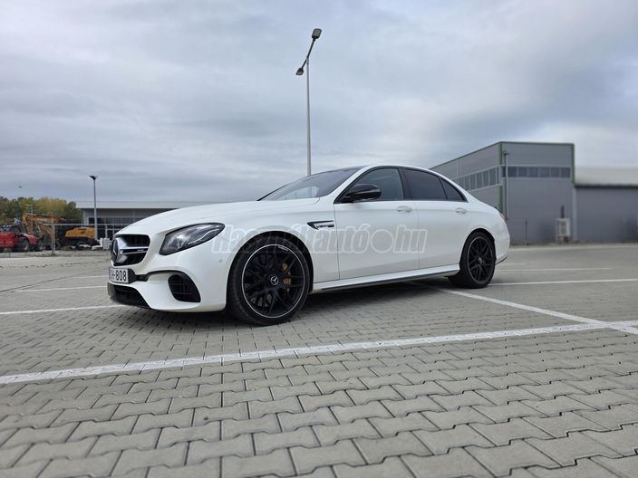 MERCEDES-AMG E 63 S T 4MATIC+ 9G-TRONIC