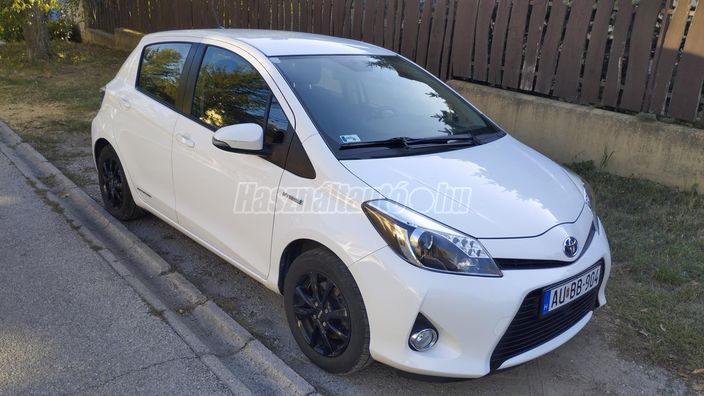 TOYOTA YARIS 1.5 HSD Executive (Automata)