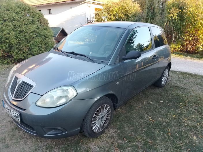 LANCIA YPSILON 1.2 8V Argento