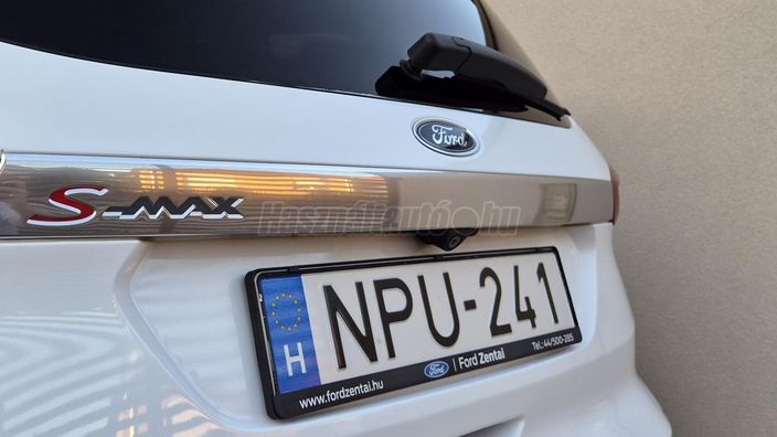 FORD S-MAX 1.5 EcoBoost Titanium [7 személy]