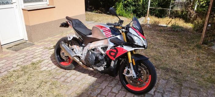 APRILIA TUONO V4