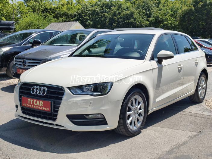 AUDI A3 Sportback 1.6 TDI Attraction