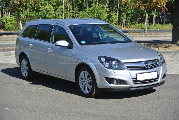 OPEL ASTRA H Caravan 1.6 Essentia
