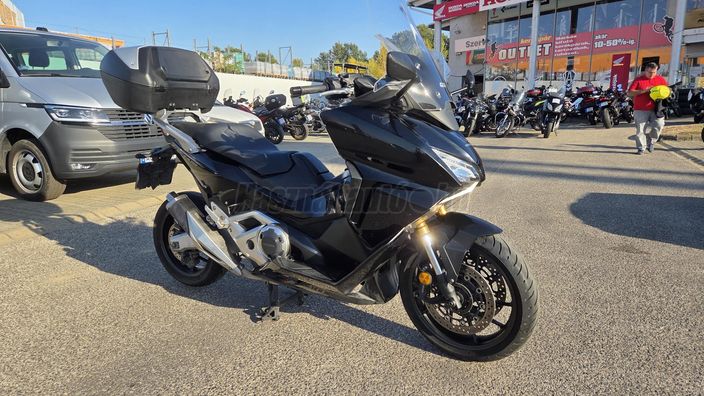 HONDA NSS 750 FORZA