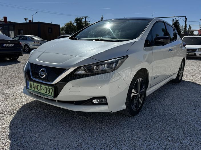 NISSAN LEAF Tekna 40kWh (Automata)