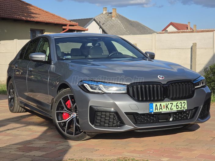 BMW 545 545e xDrive (Automata)