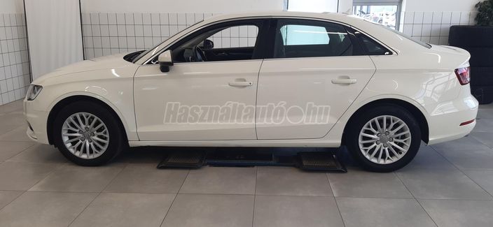 AUDI A3 Limousine 2.0 TDI Ambiente S-tronic