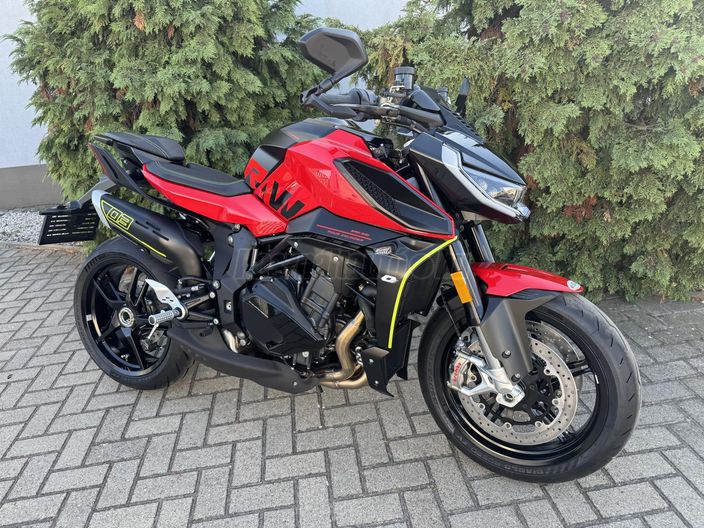 QJMOTOR SRK 921