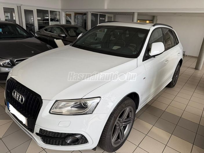 AUDI Q5 3.0 TDI quattro S-tronic