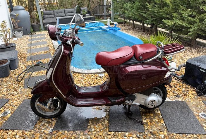 VESPA LXV 50