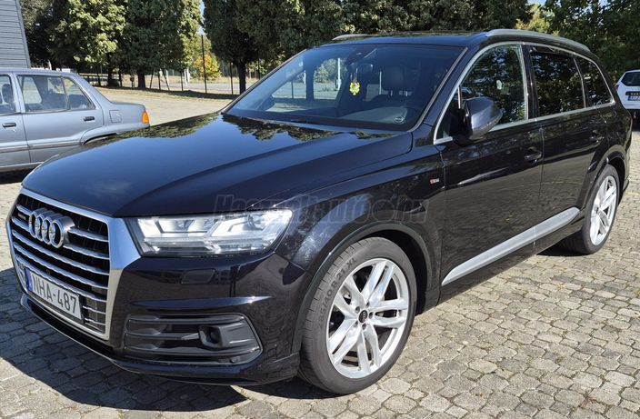 AUDI Q7 3.0 V6 TDI quattro Tiptronic ic [7 személy]