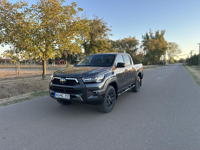 TOYOTA HILUX 2.8 D-4D MHEV 4x4 Double Invincible (Automata)