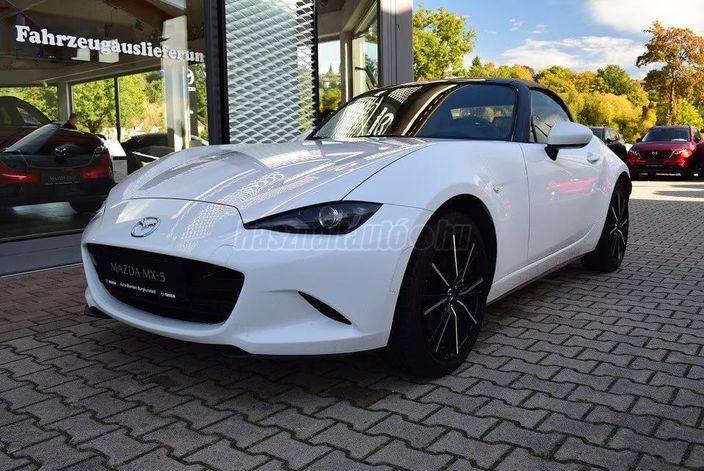 MAZDA MX-5 2.0i Skyactiv Kazari