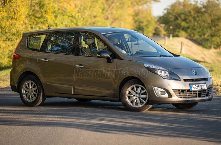 RENAULT GRAND SCENIC Scénic 1.5 dCi Dynamique (7 személyes )