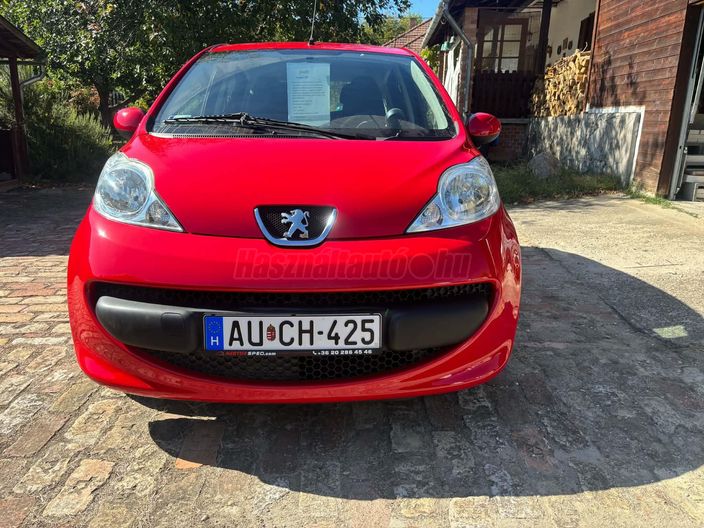 PEUGEOT 107 1.0 Move