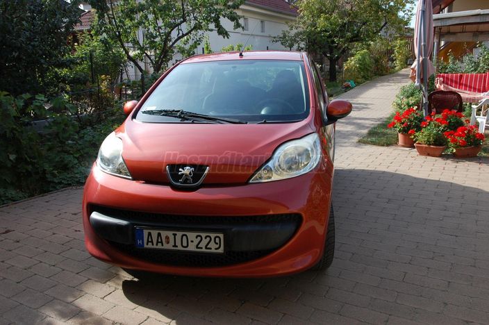 PEUGEOT 107 1.0 Junior